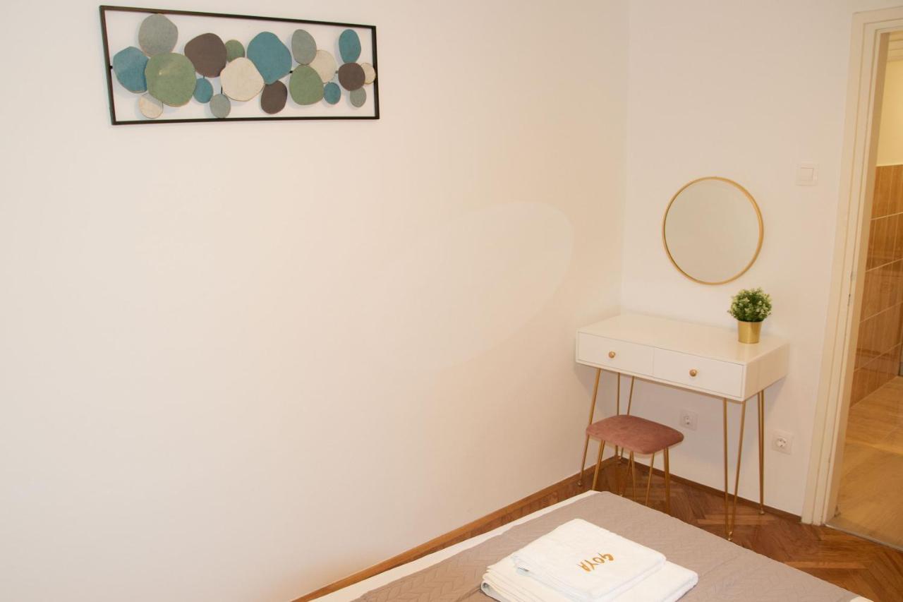Goya - Selce Appartement Buitenkant foto