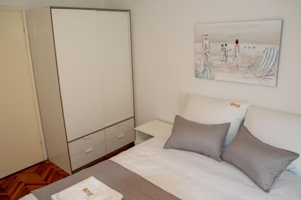 Goya - Selce Appartement Buitenkant foto